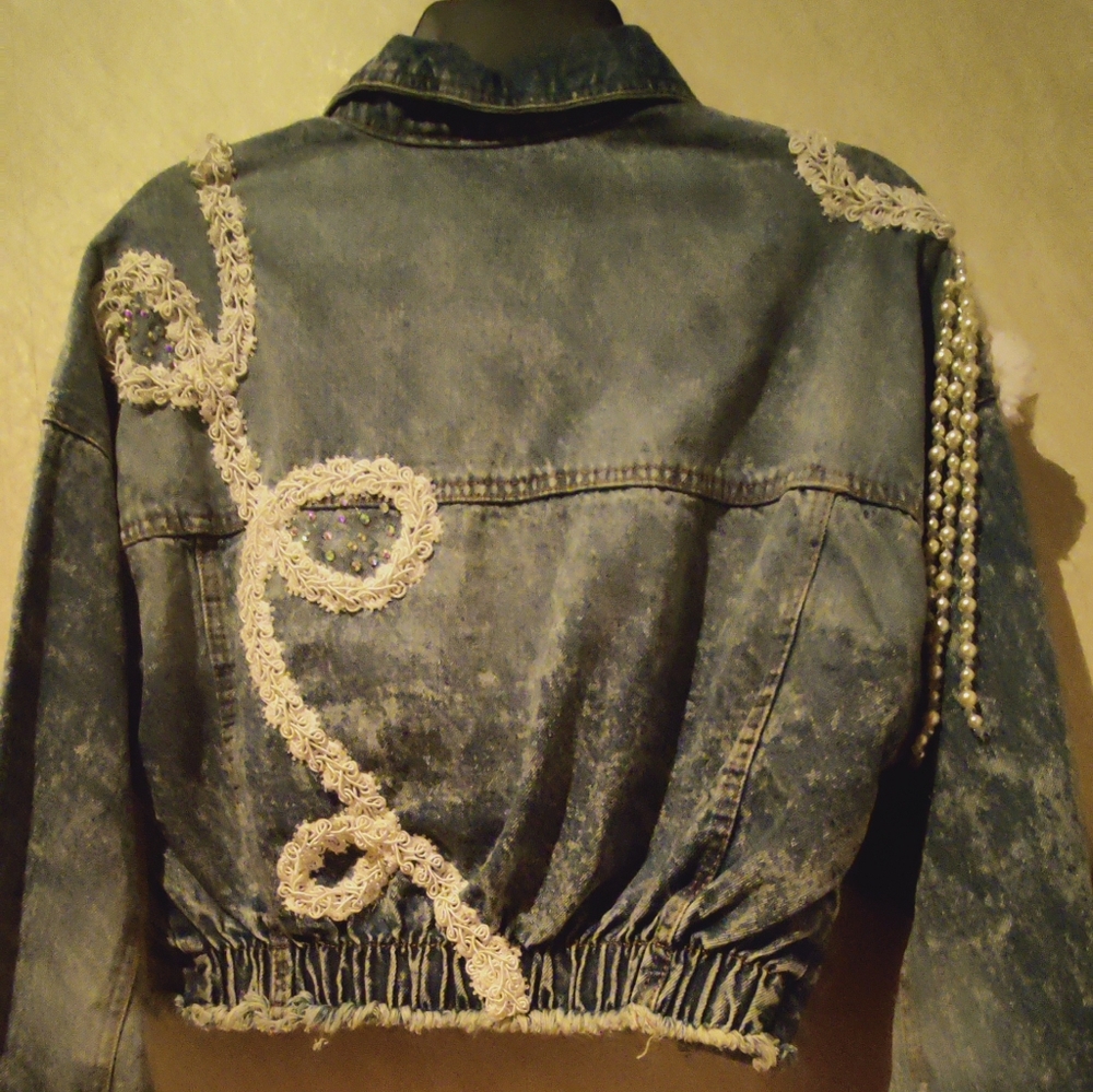 Jacket - Picture 2 of 3